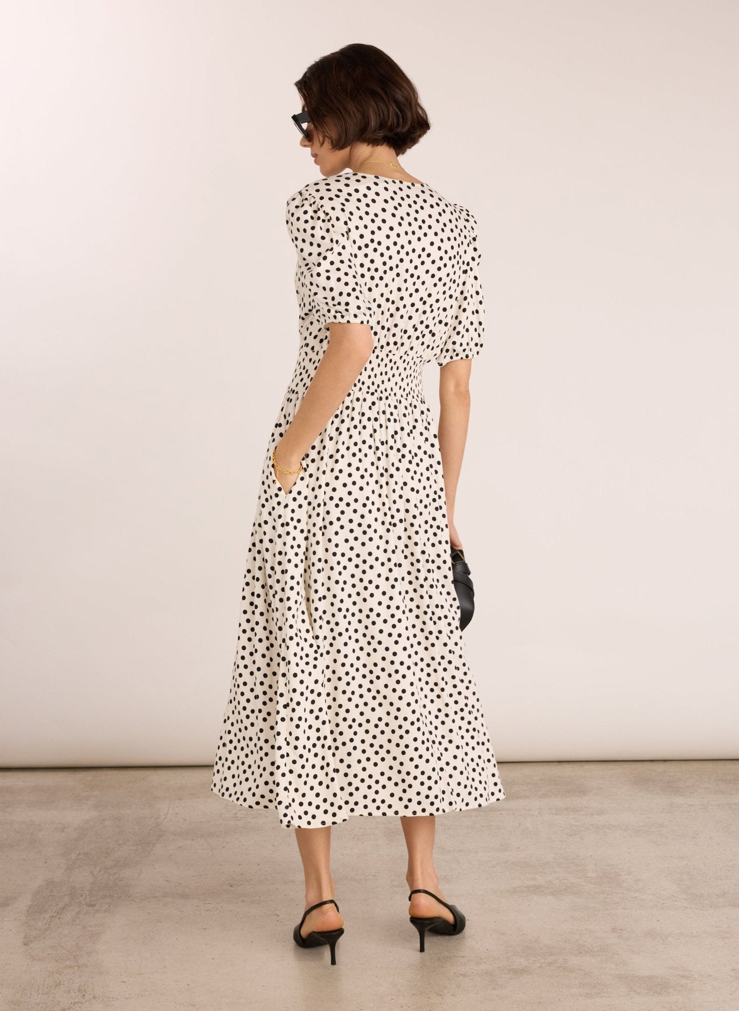 Vestido Midi Lina Lunares Elegance